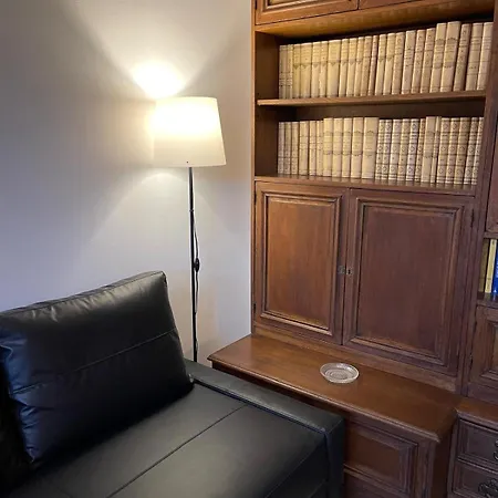 Domus Martinae Apartment *